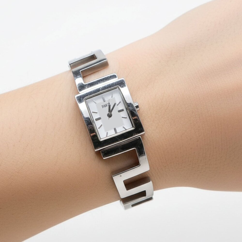 Roots Canada R624 Silver Tone Modern Square Dial Watch Bracelet Japan Movt